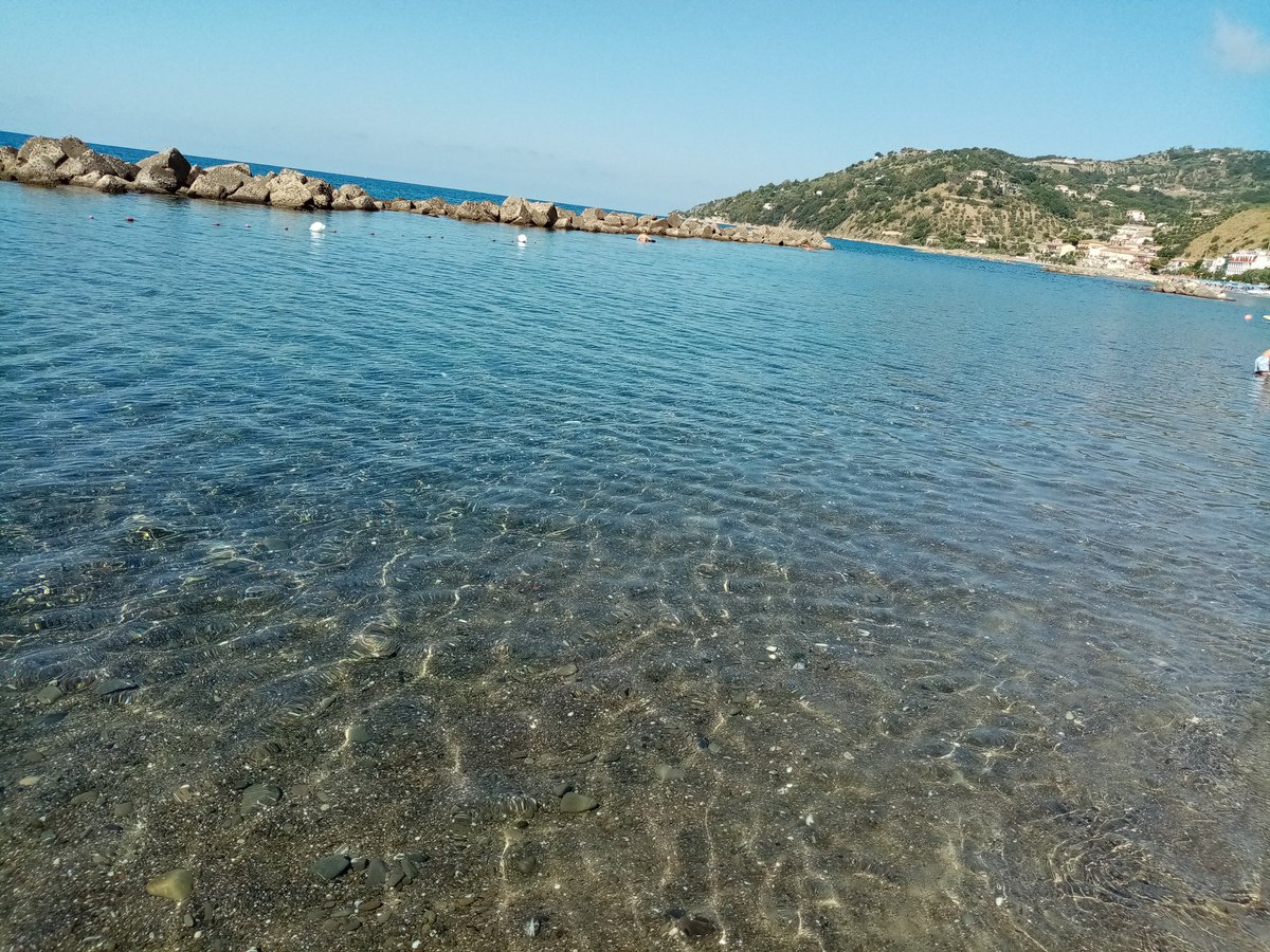 Francy8111's tweet photo. Ed era cosi bello che non ci credevo #mare2020 #madeinsud #dovevovedertipercrederci #hopiantounpo https://t.co/mPbZkNZ6MM