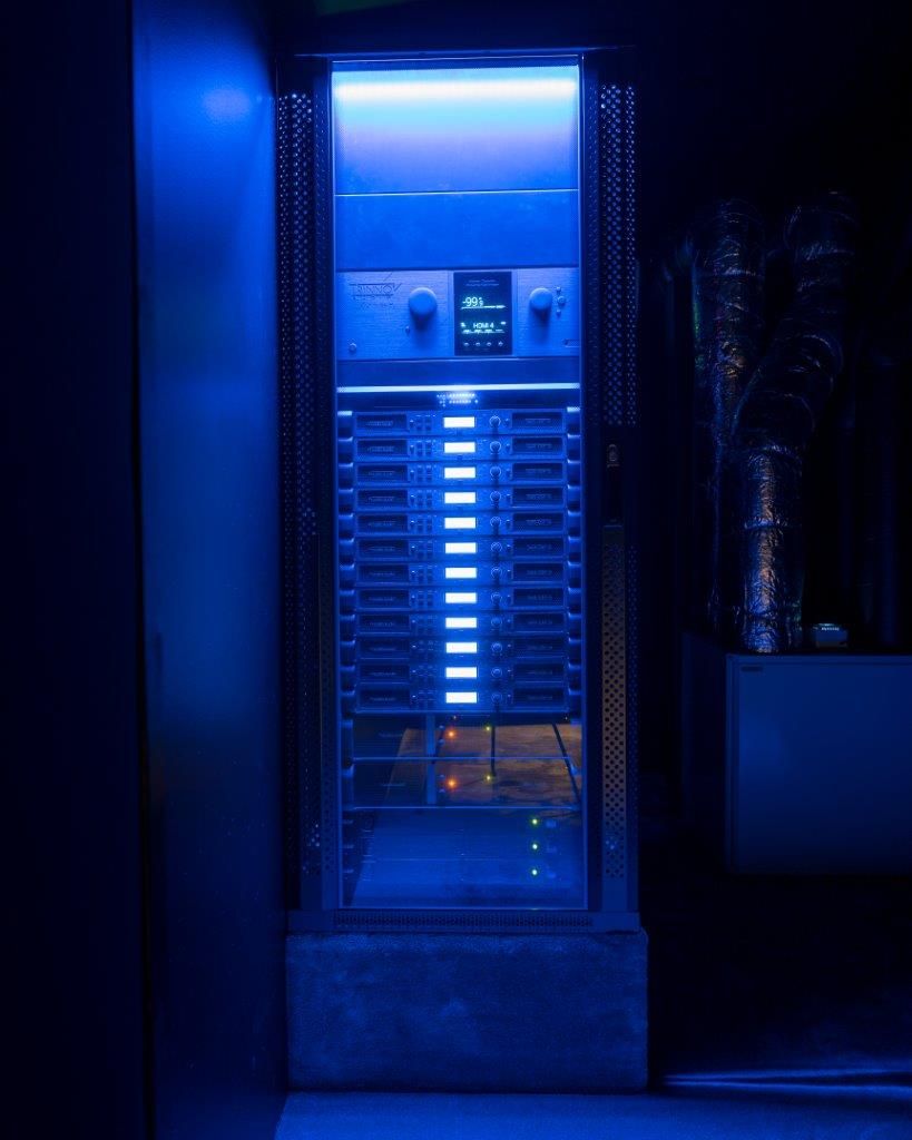 Essential Install tweet media