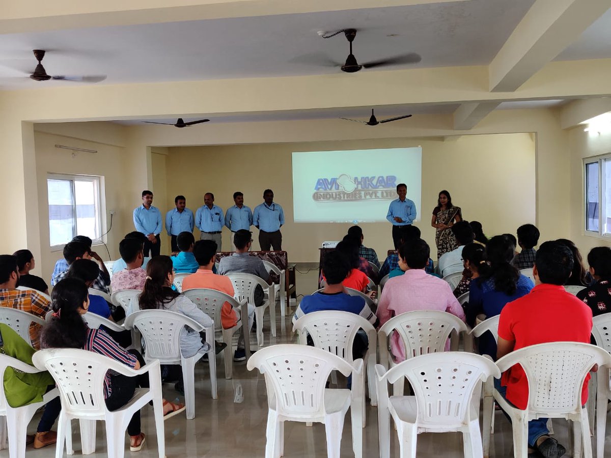 AvishkarInd's tweet photo. Glad to share that we have entered into an #industry-institute partnership with Vasavi College of Engineering to provide support to the students for #projects, #internships, and training.
#vasavicollege 
For more information, Please Visit:https://t.co/GJYsVYr4g9 https://t.co/VCHU6cw45h