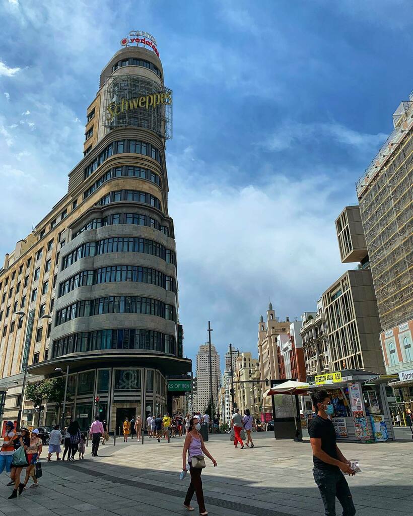 ginamoca's tweet photo. Postales de Madrid https://t.co/KhQm97K2i1 https://t.co/Nm9qiyJ0Dd