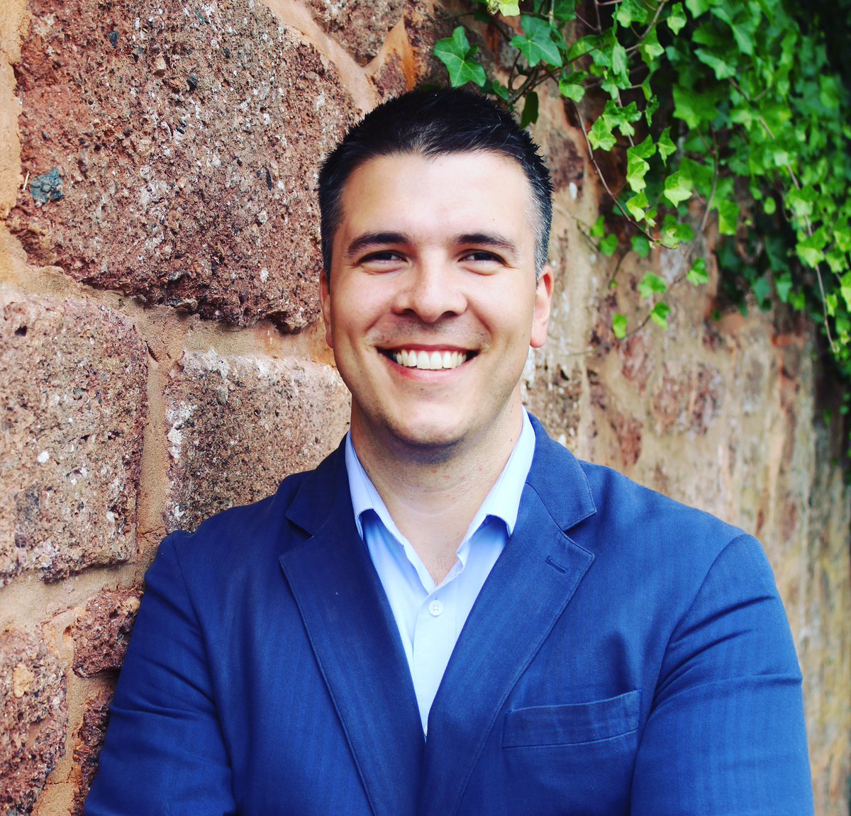 CoreusGroup's tweet photo. Meet Sam! Sam leads our Sheffield office and joined Coreus just before lockdown. So whilst we’ve been busy working on lots of projects together this is the first time he’s met us!! Hey sam! 👋🏻
#sayhi #team #coreus #construction https://t.co/Trrfwip1Lr