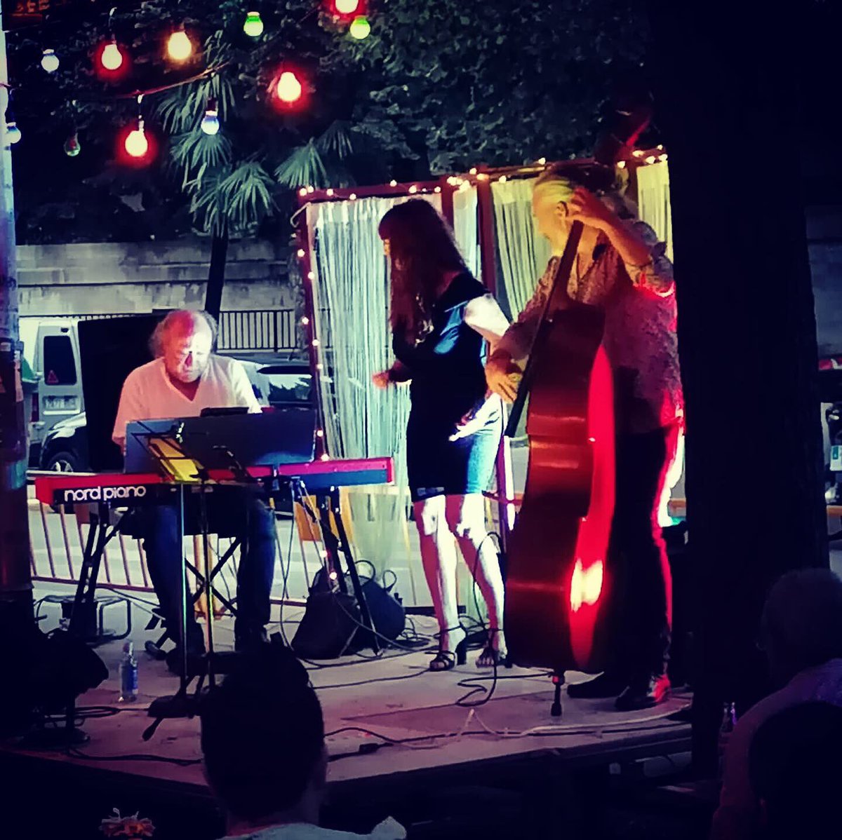 nito_figueras's tweet photo. ONE NIGHT SUMMER en concert ahir a Girona dins del JAZZ A LA FRESCA que organitza i gestiona perfectament(...i amb valentía!!) el @SunsetJazzClub  juntament amb el restaurant La Vedette ...es pot fer,sens cap dubte...ho repeteixo:
 ES POT FER!!
@Sandrafern @MusicsCat @AlixLevy https://t.co/6RPLNidLMY