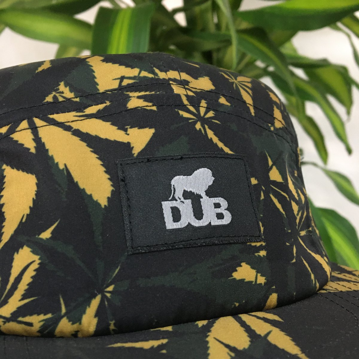 Gold_Hats's tweet photo. Woven label ! https://t.co/JhD1xzNThf