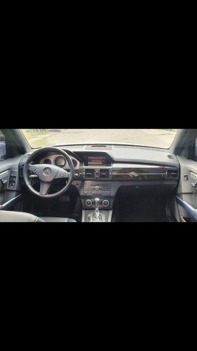 pitso_official's tweet photo. 2011 MERCEDES-BENZ GLK350.
FOREIGN USED
PANORAMIC ROOF.
REVERSE CAMERA.
ACCIDENT FREE
4.7M
T&C
@CITY1051
#FreePromoFriday https://t.co/5xmw7yvGEs