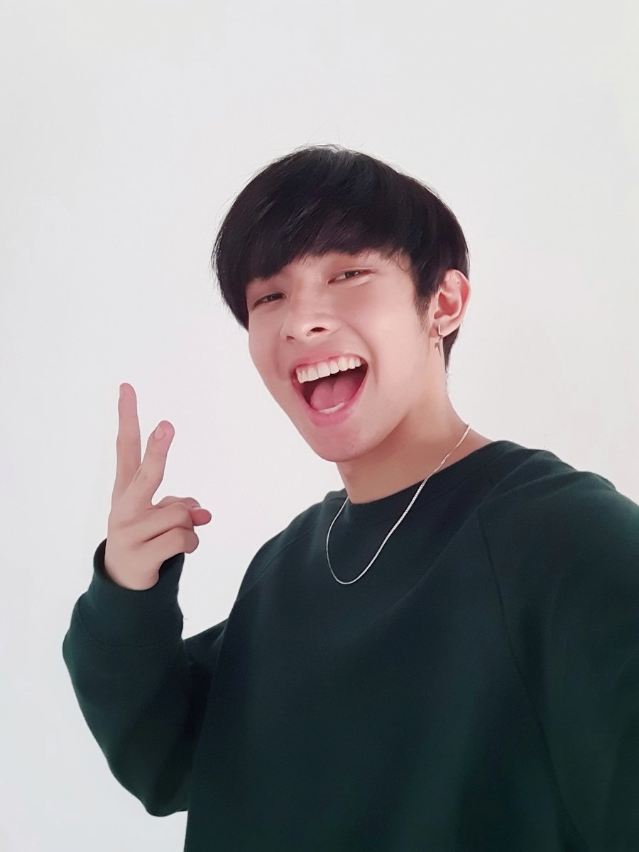 SB19Official's tweet photo. [#SB19_JUSTIN] Day 17 🌽

#SB19DayChallengeD17
Happy7M SB19GoUp
@SB19Official #SB19 https://t.co/JbZmMaNVQt