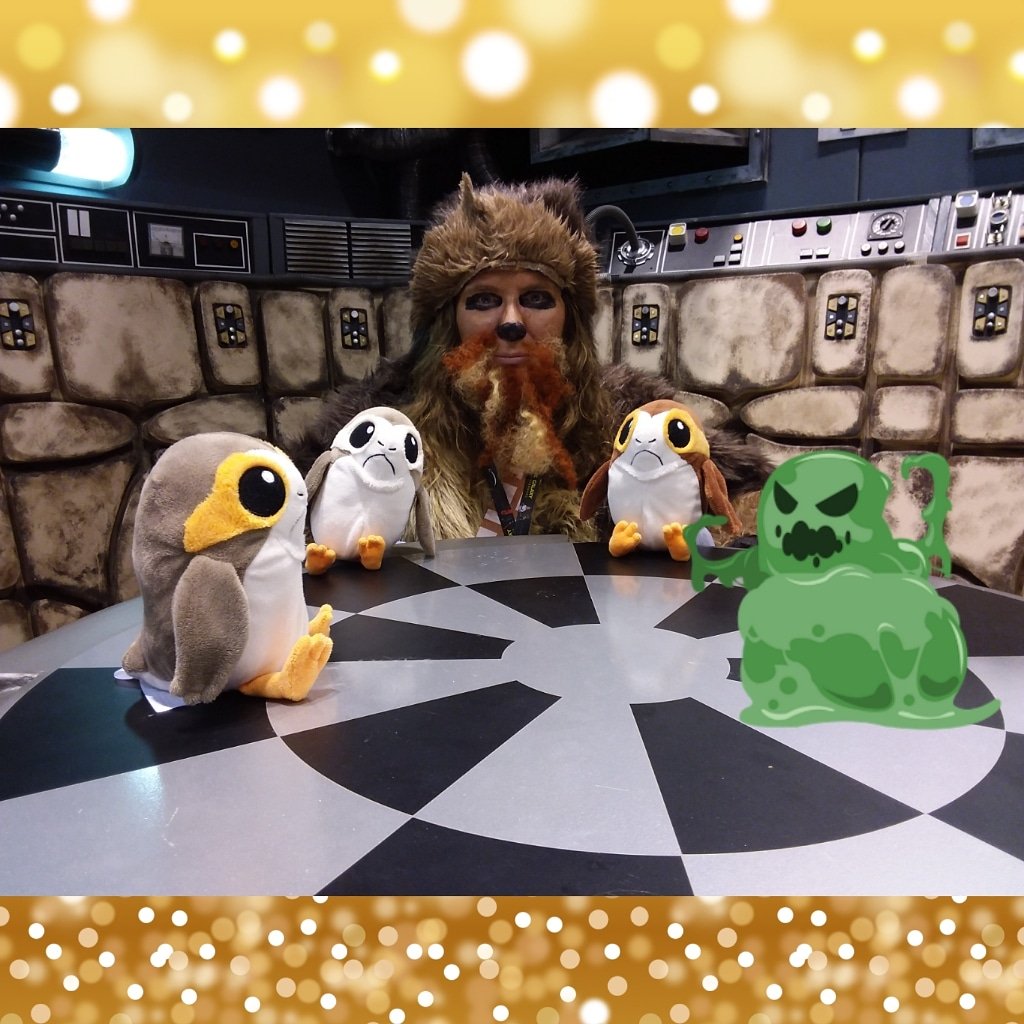 leepunzel's tweet photo. @OriginalFunko Chewbacca and his Porg friends from #SWCC #SWCC2019 #cosplay #starwars #FunkoFashionFriday #FunkoVirtualCon #ComicConAtHome https://t.co/kePKgIHx09