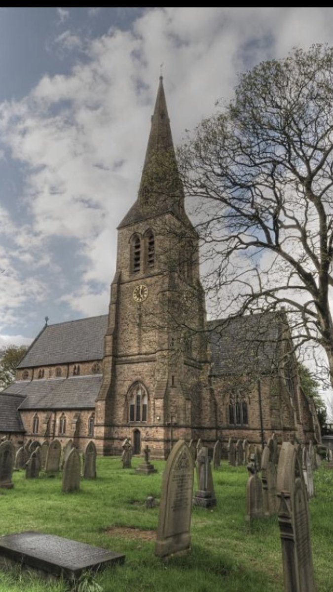 BullenCons's tweet photo. St Georgeโs Church in #Poynton is architecturally stunning. The Grade II listed building is the tallest building in the quaint little Cheshire town and is over 160 years old. Bullen #Conservation were appointed to clean and #repoint the boundary wall
#buildingrestoration https://t.co/XsvbtkcVB6