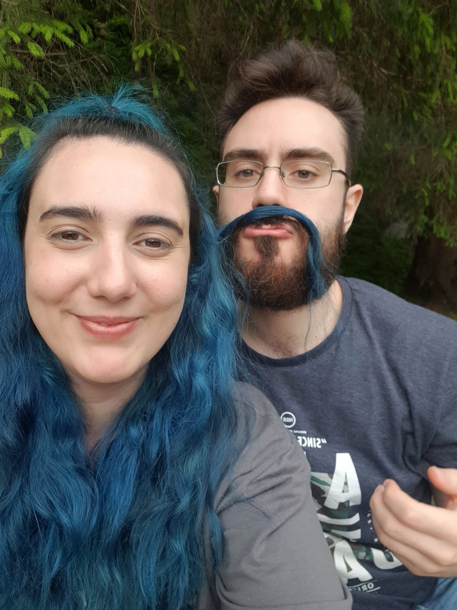 Lottic_'s tweet photo. Quando si accorge che ti stai facendo foto stupide 💙 https://t.co/kyvOZcepv7