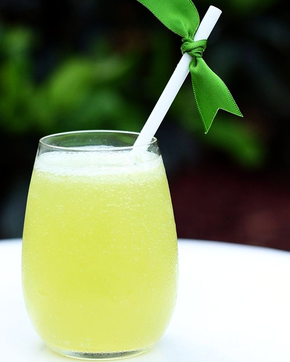 BotolPuran's tweet photo. Lucky in Love Cocktail

#LuckyinLove #drink #drinks #cocktail #cocktails #bar #bartender #mixology #love #party #cocktailpic #BotolPuran #PanchPhoronKolkata #foodlover #cheers #sip #happyhour #cocktailparty #beverage #thirsty #letsdrink #rum #whisky #gin #vodka #whiskey https://t.co/hYmkkCGxuT