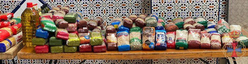 HdadRescate's tweet photo. Finalizado el plazo de la entrega de túnicas, agradecemos la solidaridad de los hermanos que han colaborado en la recolecta de alimentos para ayudar a los más desfavorecidos. 
Seguiremos recogiendo las túnicas los Martes en nuestra Casa Hermandad, en horario de 19:30 a 22:00h. https://t.co/UXUmfBnLpu