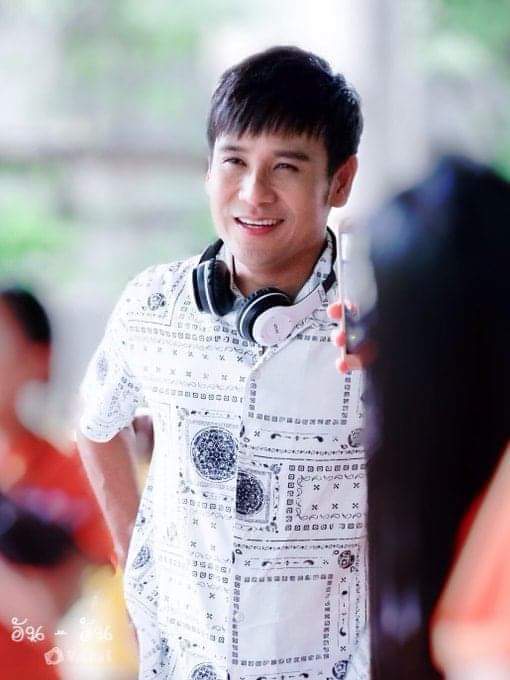 FAN43476640's tweet photo. พ่อหล่ออ่ะ โอ๊บป๊าเลยยย
#ไผ่พงศธร https://t.co/zAiX03n4Ou
