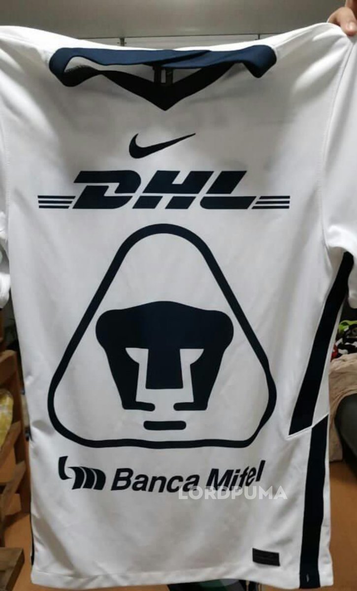 jersey de Pumas UNAM 2020-21