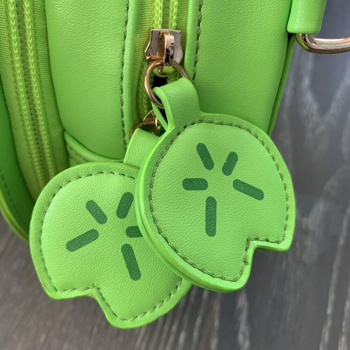 ♡ My Froggie Ita Bag Kickstarter officially launches in 1 WEEK! {FRIDAY, JULY 24} ♡ 🐸 I'm so happy with how the lily pad zippers came out!!
