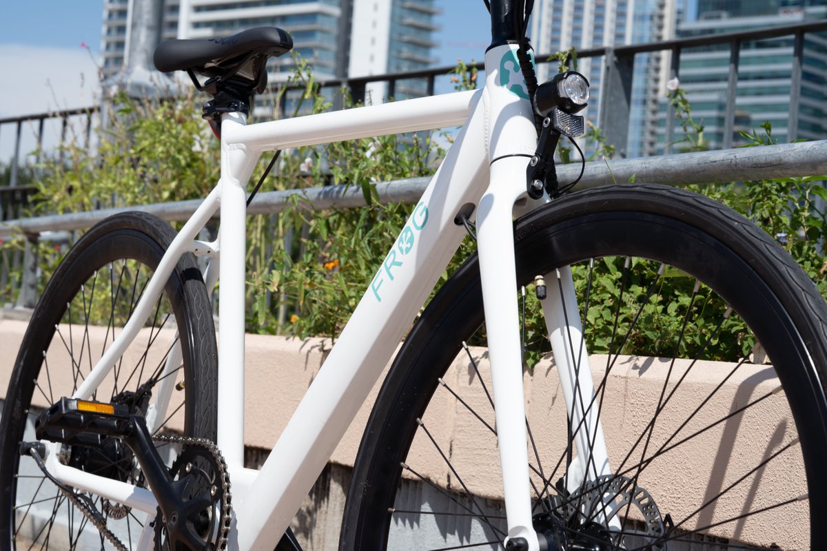Ridefrogs's tweet photo. The Frog Safari bike offers superior pedal assist electric mobility. Whether you're speeding down a straightaway or charging up a hill, Safari can get you to your destination. #ridefrog #gofrog #leapforward https://t.co/PmfM4gu1c2 https://t.co/7jY8OjXS23
