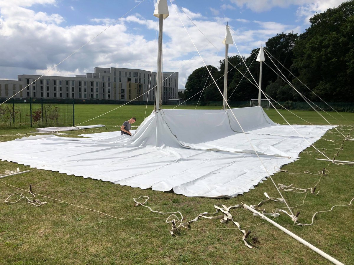 weatherfieldmar's tweet photo. It was a pleasure to be able to construct this 30ft x 70ft Tradition #Marquee today. The purpose of the marquee is to allow staff members at a local school to partake in an inset training day, whilst following social distancing guidelines. https://t.co/8C3OfrdWih