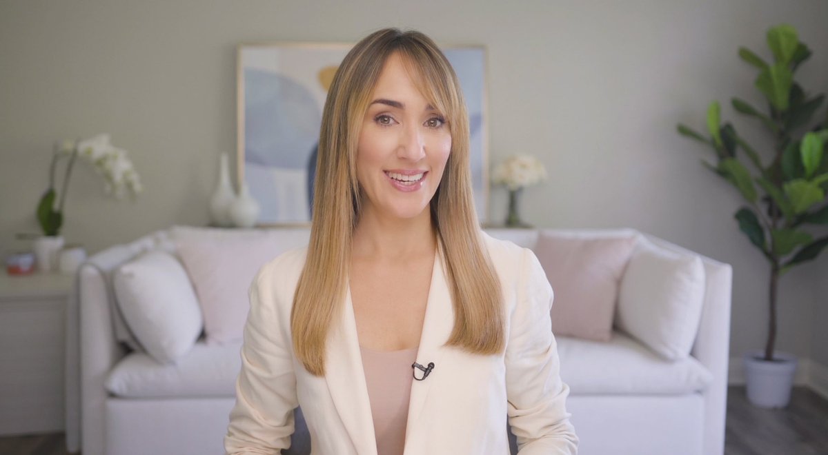 DianaPerkovic's tweet photo. PART 3 - CONFIDENCE
Click the link below and watch the video! #goodgirlmafia #confidence #slefconfidence #youtube #femaleempowerment 
https://t.co/IbDhBvoUPX https://t.co/sFMUmVRWYo