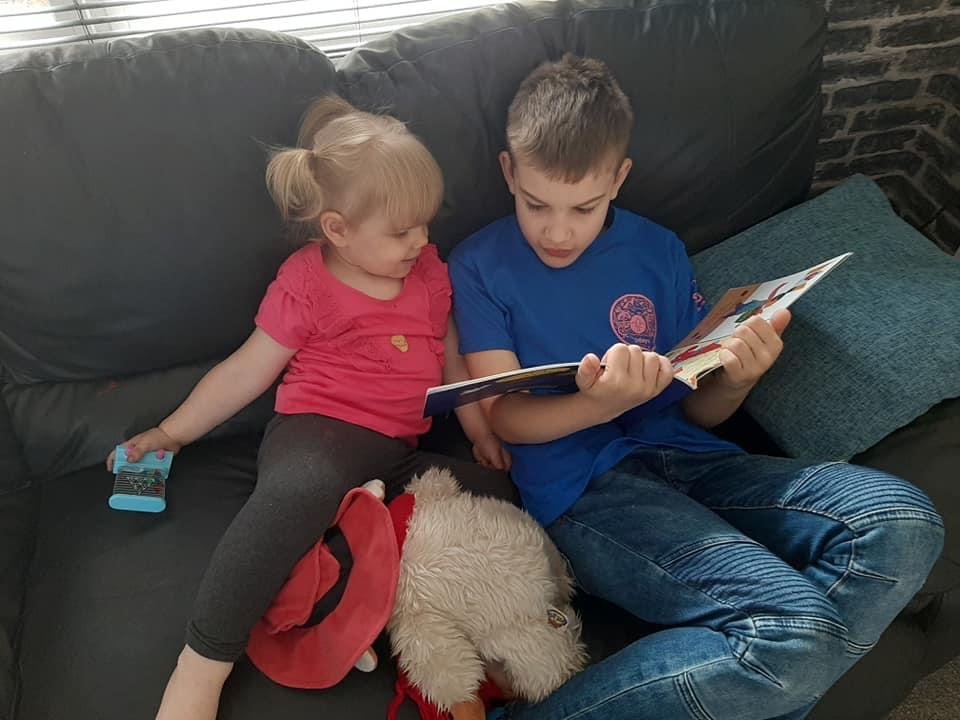 We love to see children enjoying books &amp; creative activities with their families. This week’s #StoryKitchen book Chapatti Moon by <a href="/pippagoodhart/">Pippa Goodhart</a> has been used to inspire families to make their own chapattis &amp; curry thanks to <a href="/thefoodnation/">Food Nation</a>. #SomethingtoSmileAbout @BlueStoneConsor