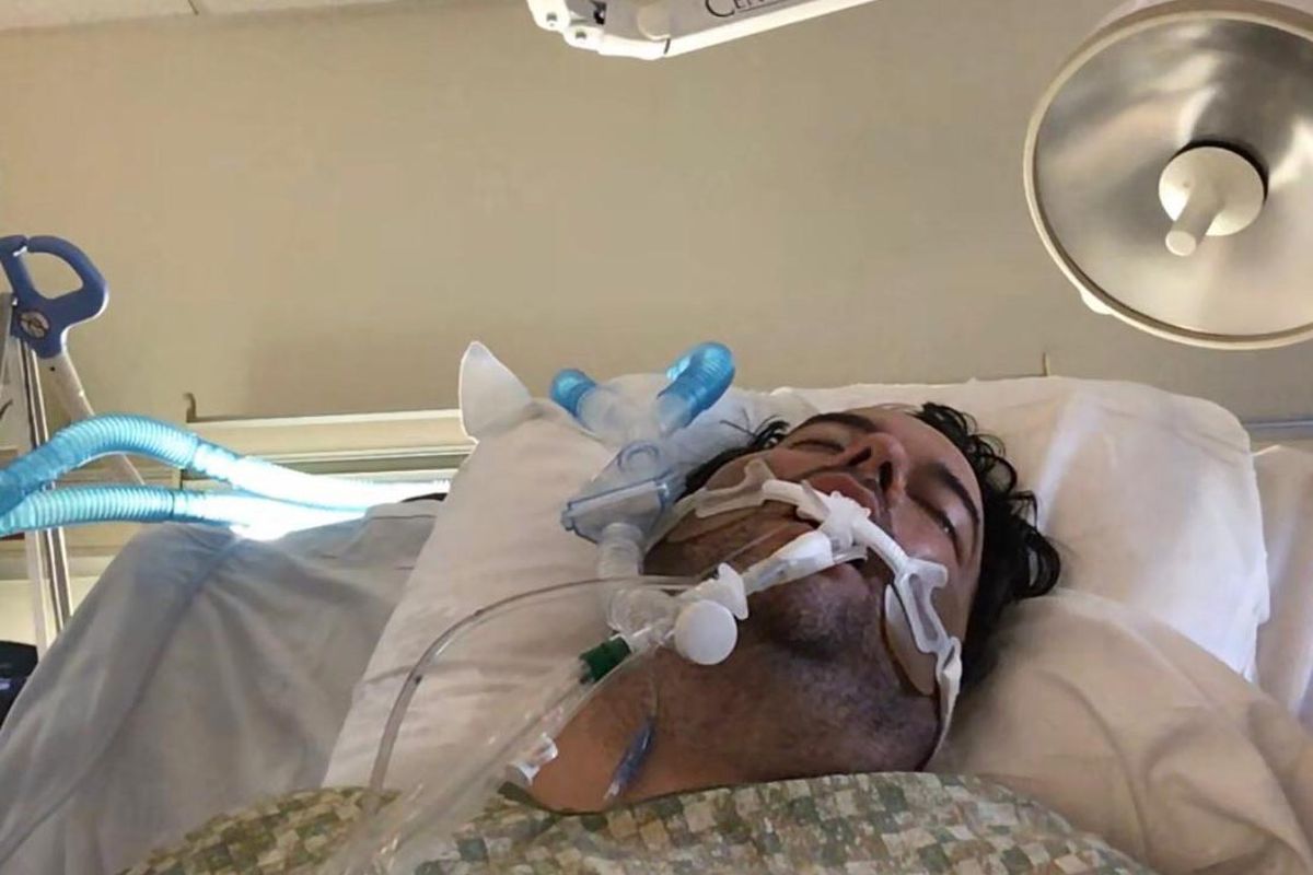 orlandosentinel's tweet photo. Florida dad in ICU with coronavirus, exposed by son who went out with friends, family says https://t.co/OvXxrXsP89 https://t.co/TDU772Zs9w