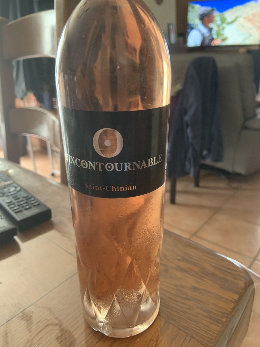 Pour se rafraîchir... un petit rosé et qui boit du St Chinian vivra jusqu’à cent ans !!!!