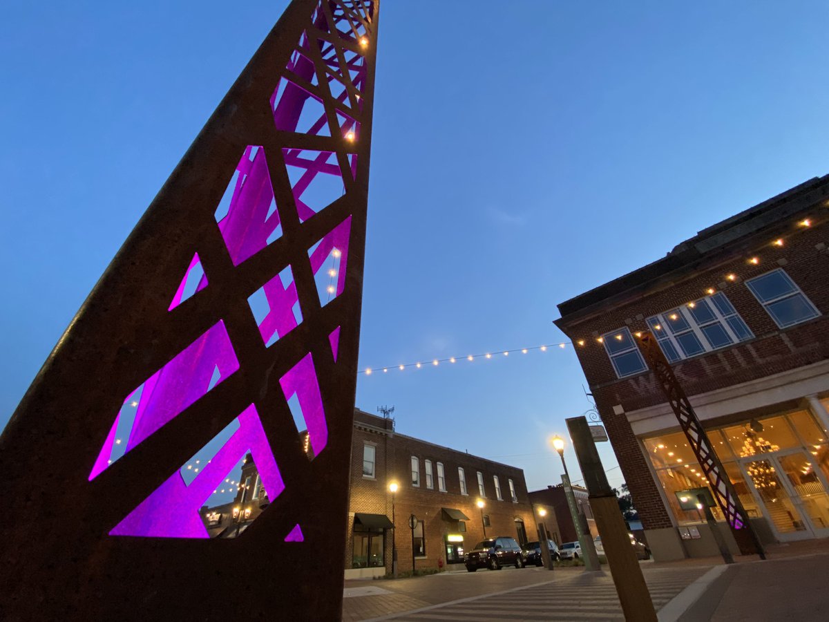 GreerCPW's tweet photo. The truss lights in downtown Greer add a special touch to the CenterG project. Colors can be changed to celebrate a special occasion like green for Saint Patrickโs Day.
#hereingreer #lovegreer #downtowngreer #greerstation https://t.co/0TnO0KkCkZ