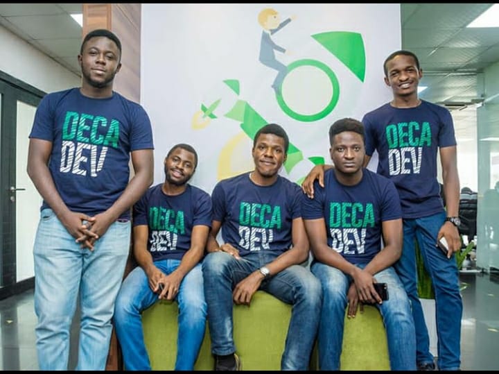 DecagonIns's tweet photo. Who else misses hanging out with their team mates? #Decadevs #flashbackfriday #softwareengineers #sofrwarecompany https://t.co/9MvjjkDqWI