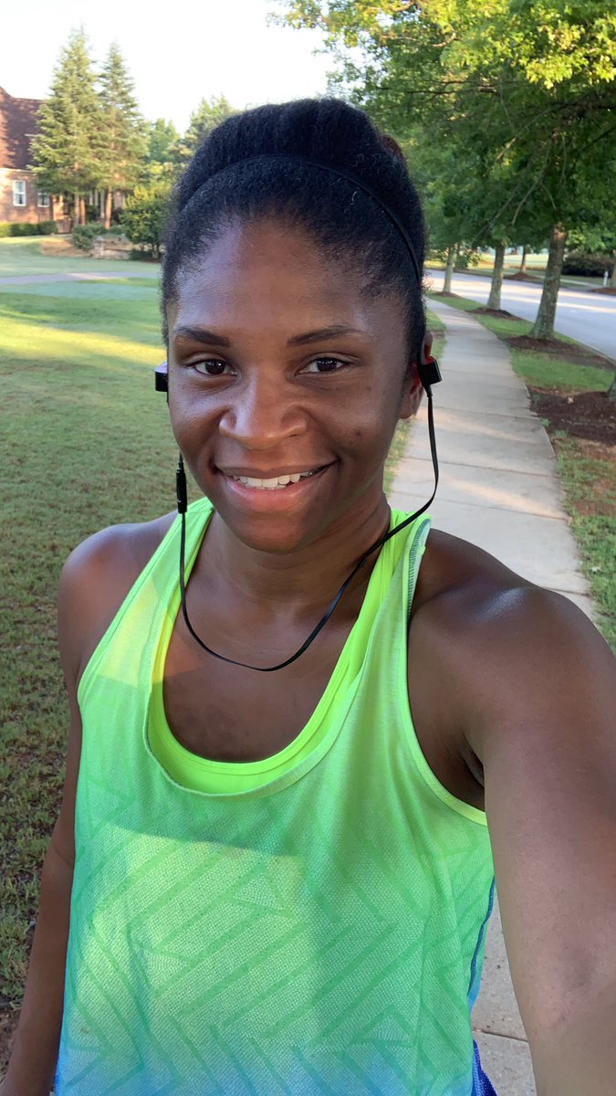 DrCrysWilliams's tweet photo. Good Morning, Instead of worrying about what you cannot control, shift your energy to what you can create.make today great. Get up, get out and get to moving. https://t.co/Qcc5AjJHQZ