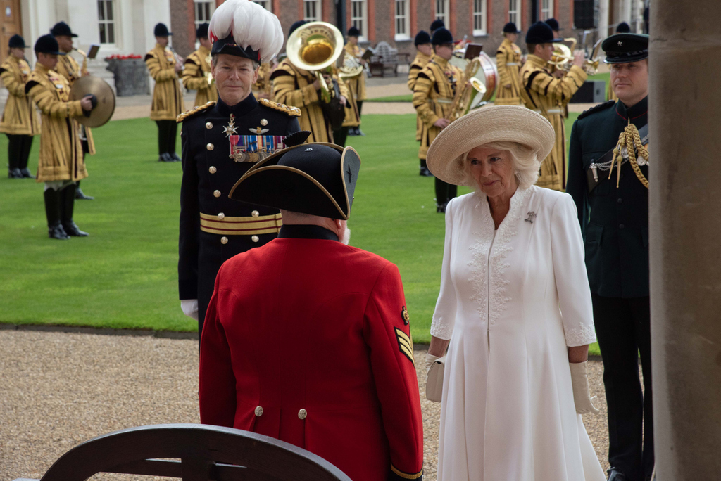 Royal Hospital Chelsea (@rhchelsea) on Twitter photo From everyone at the Royal Hospital we'd like to wish Her Royal Highness, The Duchess of Cornwall a happy birthday. <a href="/ClarenceHouse/">Clarence House</a> From everyone at the Royal Hospital we'd like to wish Her Royal Highness, The Duchess of Cornwall a happy birthday. <a href="/ClarenceHouse/">Clarence House</a>