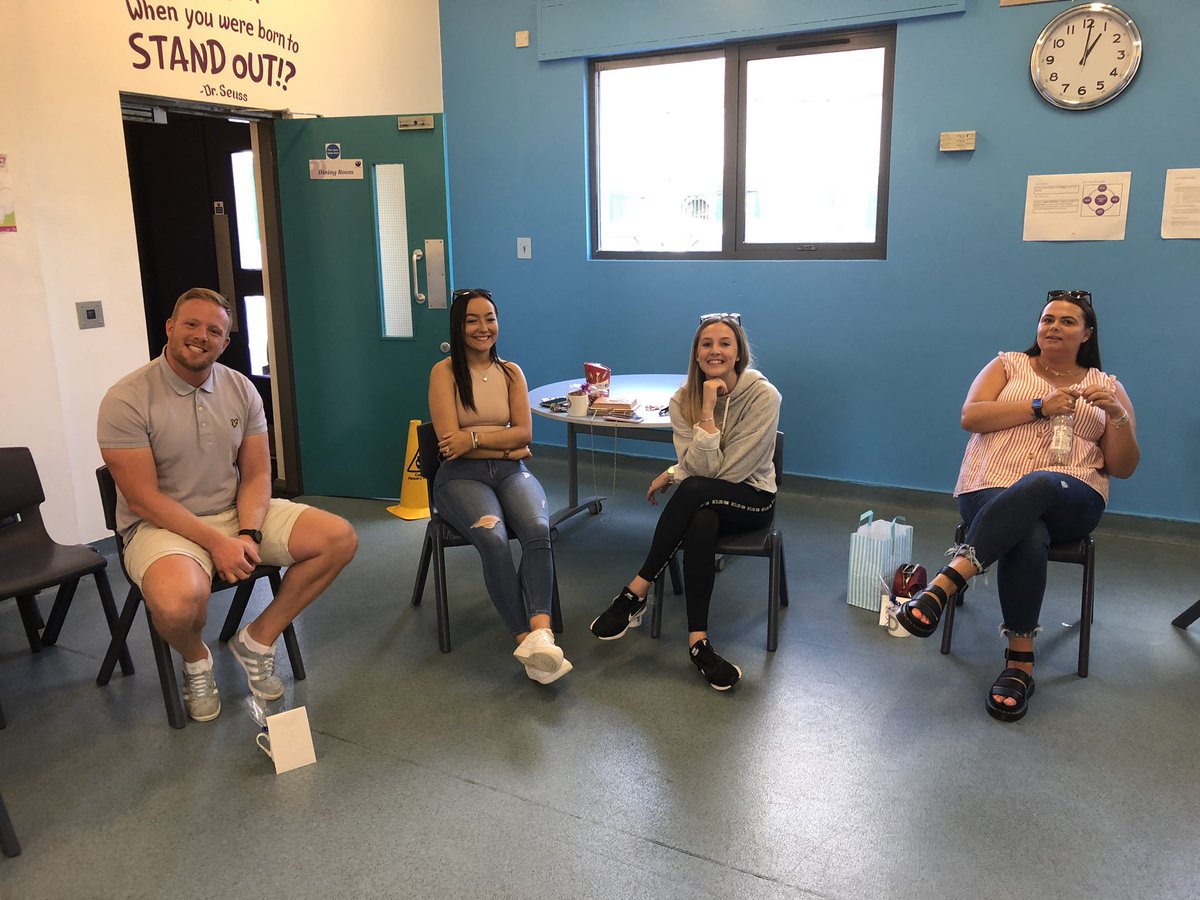 Celebrating the fantastic team <a href="/PhoenixHousePRU/">PhoenixHouse</a> thank you for all you do you are an amazing team 😊☀️ Enjoy a well earned break ☀️🌈