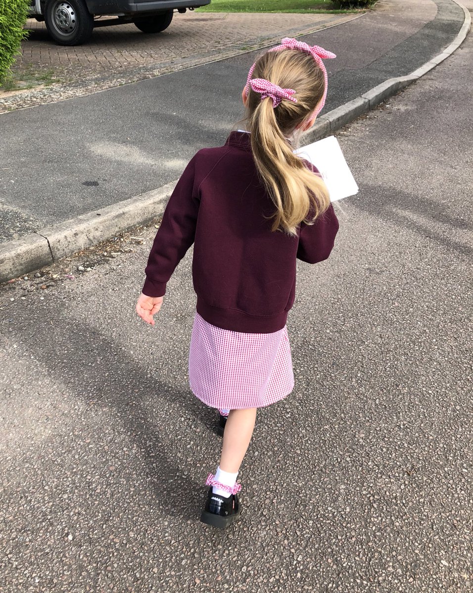 beverleyheeley's tweet photo. Walking her to #school this morning for the last time as a Yr R child 😱.
What a #firstyearofschool it’s been!
She isn’t sad for what she’s missed out on, she’s happy for what she’s experienced.
#schoolsoutforsummer #Schoolsout
#FridayFeeling #FridayThoughts https://t.co/xjLIby6syW