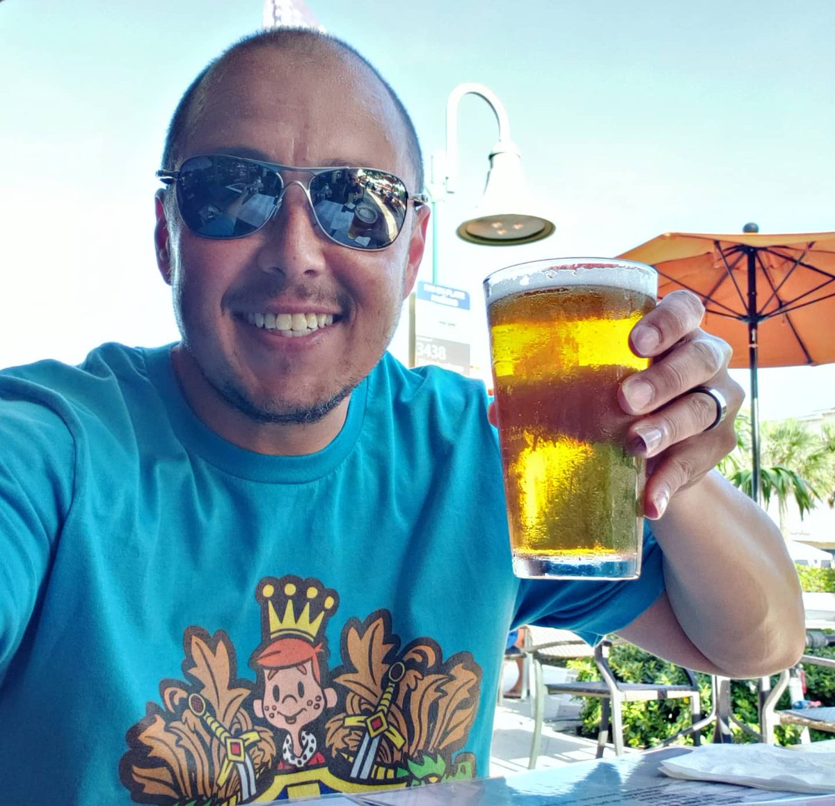 MileHighPopHunt's tweet photo. Unplugged for 2 weeks which felt like an eternity.  Recharged the batteries w/ some fun &amp; relax time w/ the fam. 🏖
Now I've got some catching up to do!  Really looking forward to @unitedfunkofam's VHR tonight, see ya there! CHEERS! 🍻
#tuffvhr #myfunkostory #tufflove #lfhi #mhph https://t.co/33ofJEaG6M