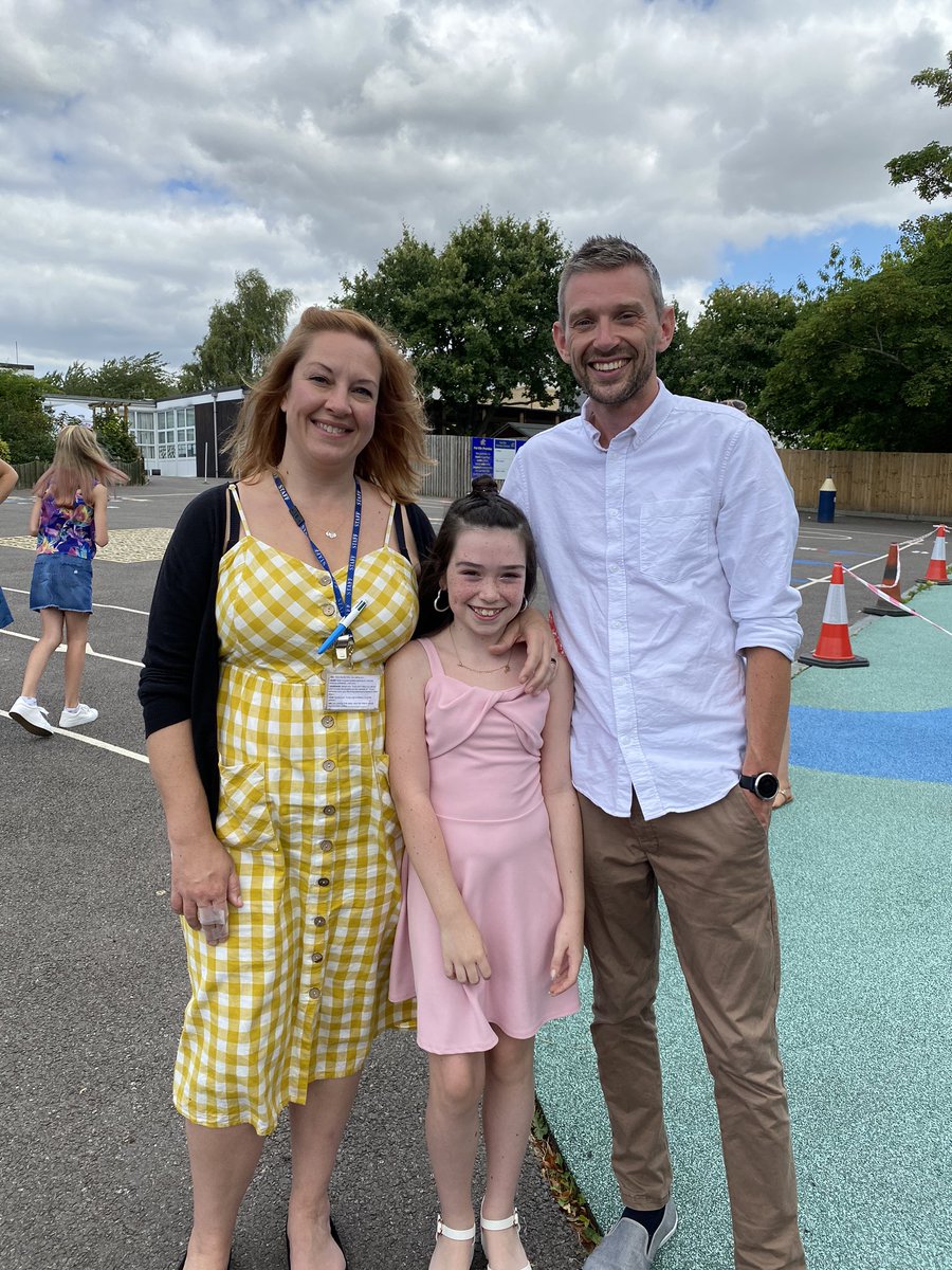 keavypowerx's tweet photo. I’ve loved every second of being part of the pot kiln family I’m going to miss you all millions Thankyou for being awesome teachers and staff @PotKilnPrimary @class_hawthorn memories I will treasure forever 💕💕🥺 https://t.co/83YCssMKEJ