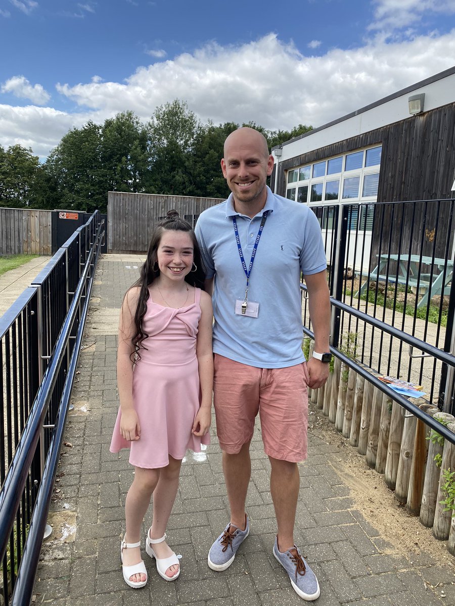 keavypowerx's tweet photo. I’ve loved every second of being part of the pot kiln family I’m going to miss you all millions Thankyou for being awesome teachers and staff @PotKilnPrimary @class_hawthorn memories I will treasure forever 💕💕🥺 https://t.co/83YCssMKEJ