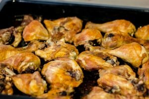 cookingpotsnpan's tweet photo. Best Ways To Reheat Wings And Retain Their Original Crispy Savoury Taste

There is nothing quite like hot, tasty, and crispy chicken wings and some cold soda downed on a Friday night, watching a movie with or without your friends or family.

They are also a favorite at parti… https://t.co/cUUBFqemOk