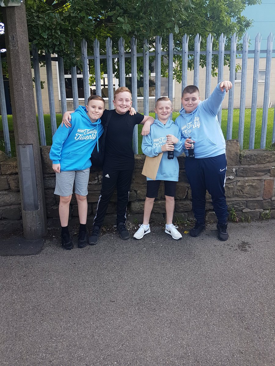 Lesleyboardman1's tweet photo. Year 6 @BramleyJunior https://t.co/edJ0VL5B6V