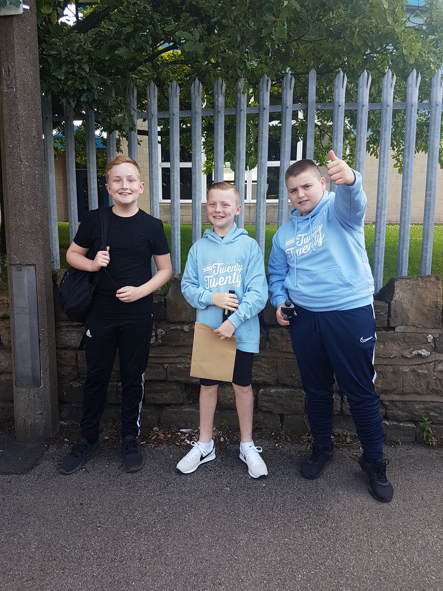 Lesleyboardman1's tweet photo. Year 6 @BramleyJunior https://t.co/edJ0VL5B6V