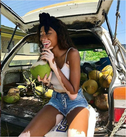 maliakabryce's tweet photo. @repost @jamaicans_a_yaad_and_abroad
Island Gyal! 🇯🇲
💚💛🖤
📸: @winnieharlow
#jamaica #montegobay #jamaican #coconutwater #coconut #ilovejamaica #jamaicanfood #proudjamaican #yardie #foodporn #416 #caribbeanfood #islandfood #jamaicancuisine 
#loftylivingja #loftyja #joinus https://t.co/xkqkhCbBTt