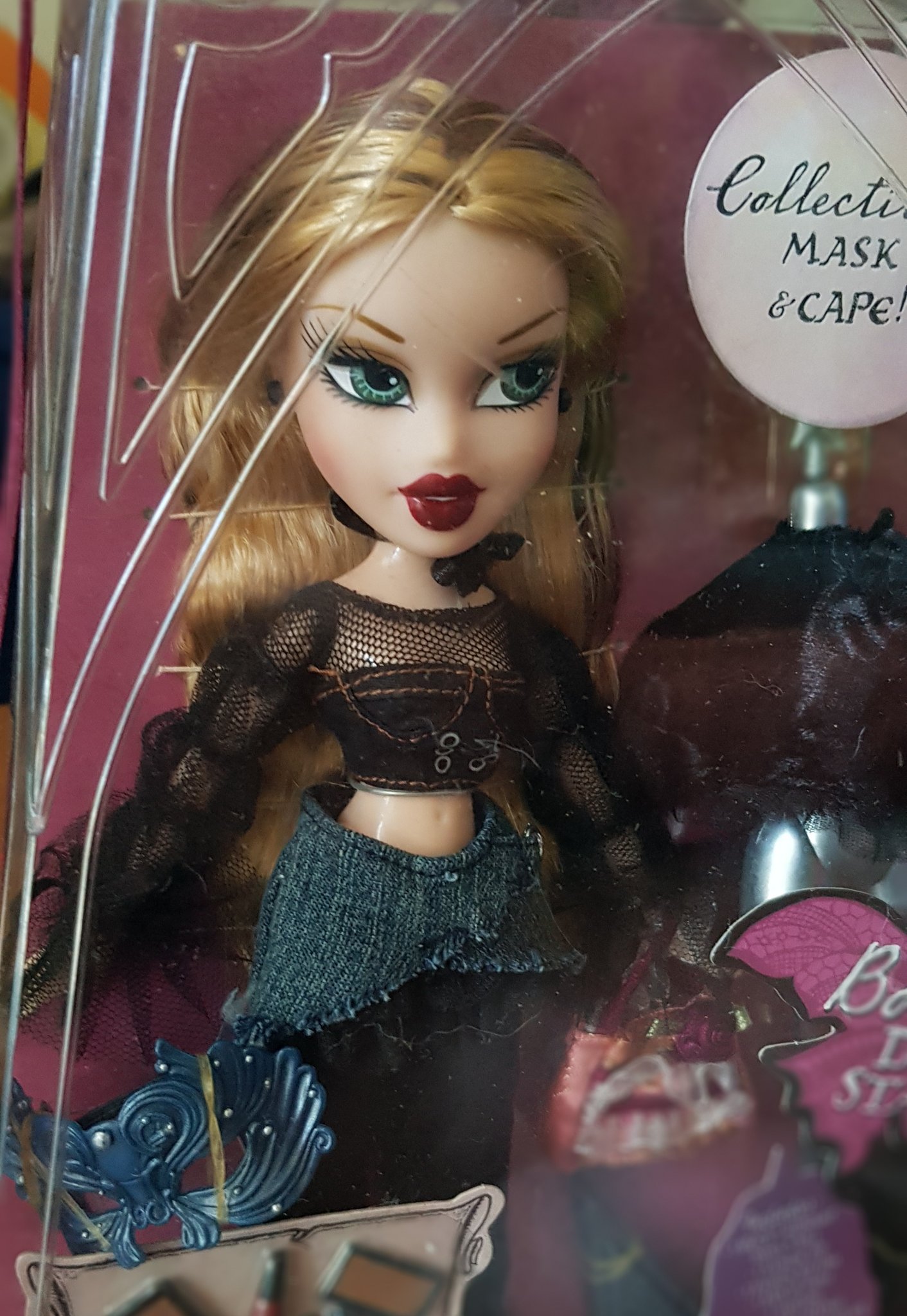 ❄Sarvina Valentine❄ on X: Midnight Dance Fianna is a treasure. #mystuff # Bratz  / X