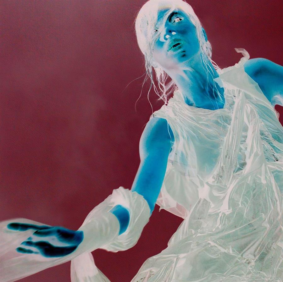 SoyNuevaPrensa's tweet photo. Maison Margiela, un equilibrio entre la poesía y el punk - https://t.co/3z7952m4B4

#SoyNuevaPrensa #Atelier #FashionFilm #Fragilidad #Galliano #Moda #Muselina #NuevaYork #Organza #Cultura https://t.co/ZdrwNyDFgv