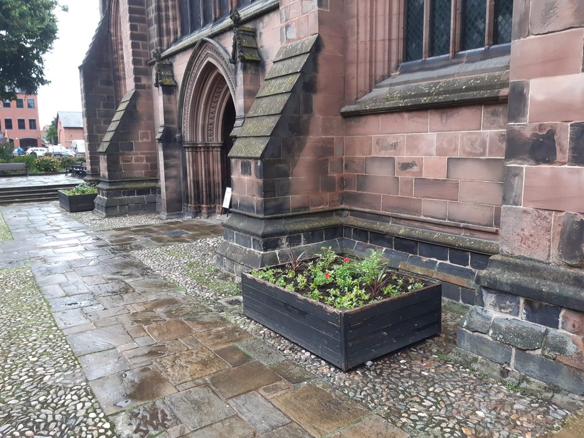 The planters outside the church had seen better days. But thanks to one of our volunteers who fixed them, and the generous support of <a href="/Morrisons/">Morrisons</a> Community Champion Nikki who helped with bedding plants, they're back looking great 👍