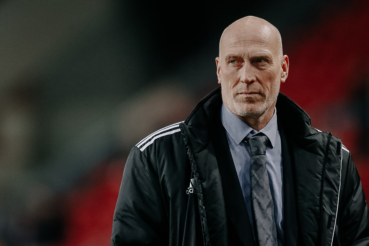 Happy 48th birthday to the big & bad Jaap Stam. An absolute rock at the back. 