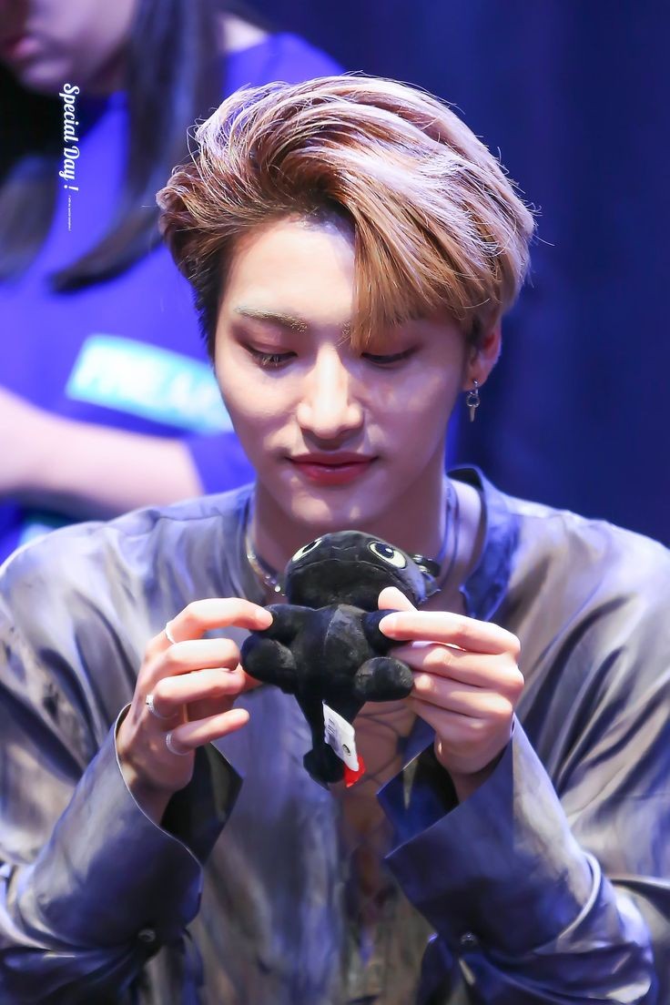 seonghwa with plushies; a thread to make you smile and make you feel a bit better
