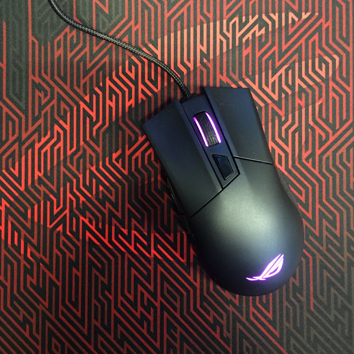 TheFourTechGuys's tweet photo. We also had the chance to take a good look at the Galadius 2 wireless mouse recently. 

I love how responsive it felt and really liked the overall shape and build quality. https://t.co/WL4tGxwV3b