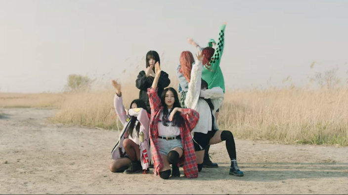 Buddies_art's tweet photo. The group that can only dance through
land, air, water and fireㅋㅋ @GFRDofficial https://t.co/f4SvM2akDl