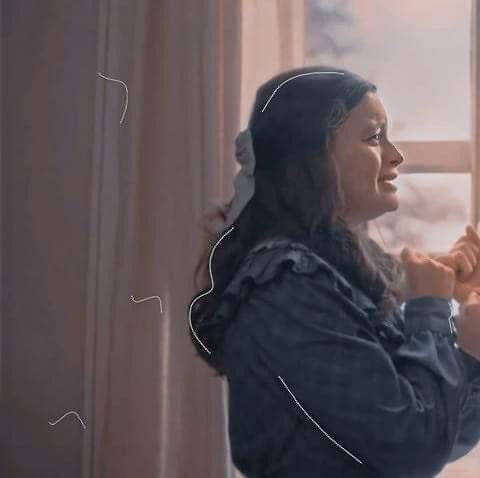 AnnEmatthew7's tweet photo. '' A Friend in Need is a Friend Indeed '' 🧡
#AnneWithAnE https://t.co/FlSROFoYvT