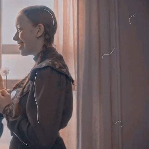AnnEmatthew7's tweet photo. '' A Friend in Need is a Friend Indeed '' 🧡
#AnneWithAnE https://t.co/FlSROFoYvT