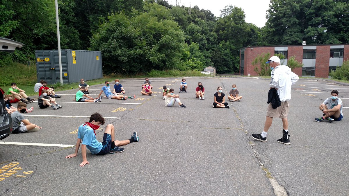 We've had a great series of New-Runner clinics this week at Hopedale high school.  Hope you all learned some new things and are ready to do more running on your own! Great support from our HS veteran runners also! #RisingRaiders #XC #Track <a href="/DruganJoseph/">Joseph Drugan</a> <a href="/HopedaleSports/">Hopedale Athletics</a>