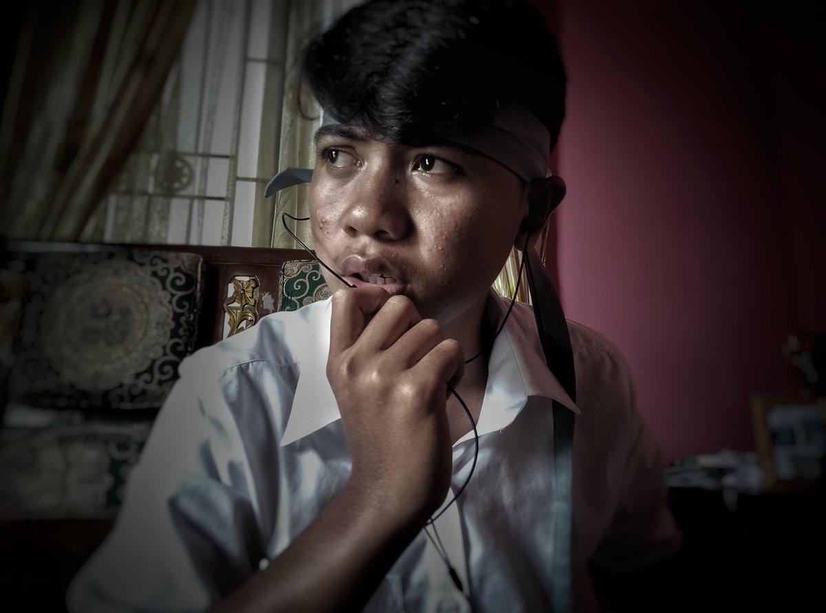 DavinMartinus's tweet photo. Khawatir...
Karena bencana dunia ini negara ancur
Ini untuk semua mahasiswa, masa depan ada di tangan kalian https://t.co/SXkdXO88Do