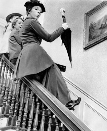 whenufeelinyou2's tweet photo. There are Mary Poppins and There are Cool crackly Poppin Breath Mints. @MoonOralCare @KendallJenner @latimes @voguemagazine @VogueParis https://t.co/hhdIYXyfu7