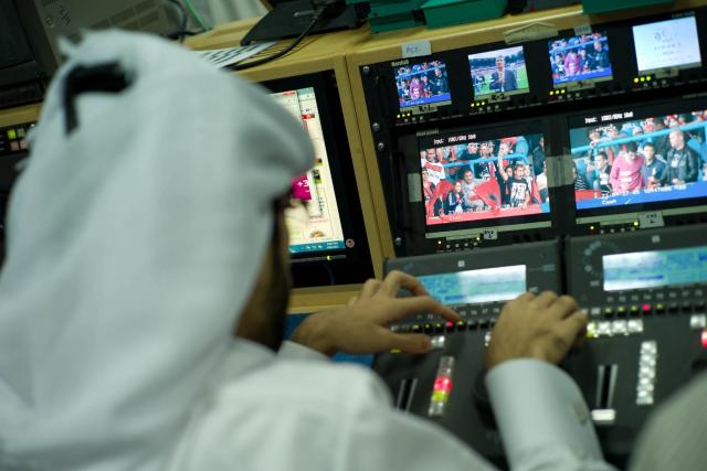 Cette guerre par procuration va même plus loin puisque : - beIN Sports a stoppé temporairement la diffusion de la Serie A (rappelons que la Supercoupe d'Italie 2020 a eu lieu à Riyad) - l'Arabie Saoudite suspend officiellement la diffusion de beIN Sports sur son territoire