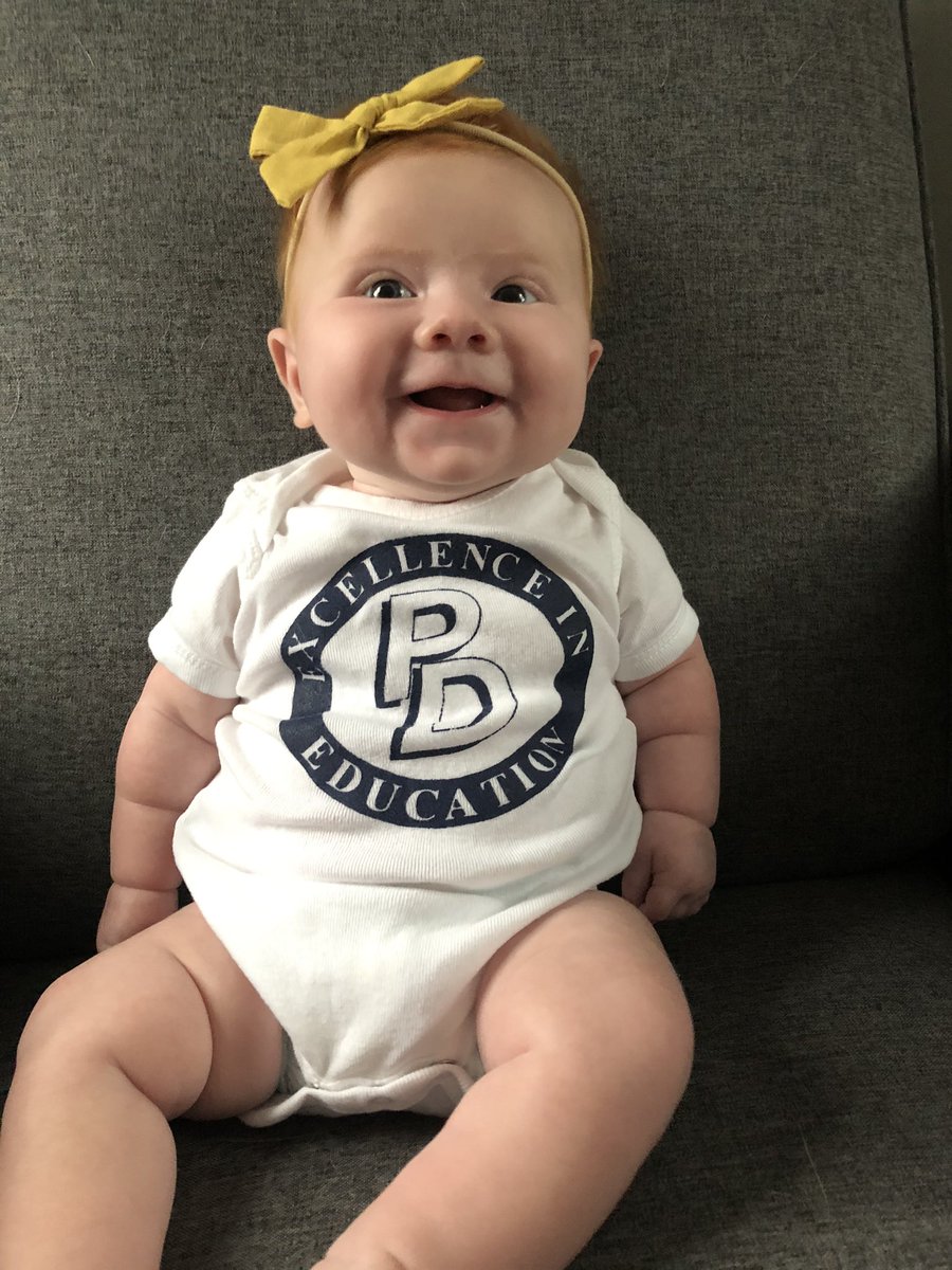 Mrs_Cacciola's tweet photo. Tessa Rose was so excited to show off her new outfit! Thanks @pdsdsuper for the awesome Penn-Delco gear! #PennDelcoProud https://t.co/0ufxPo0epQ